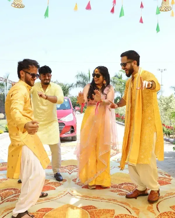 A Teli Wedding: Abundant and Auspicious