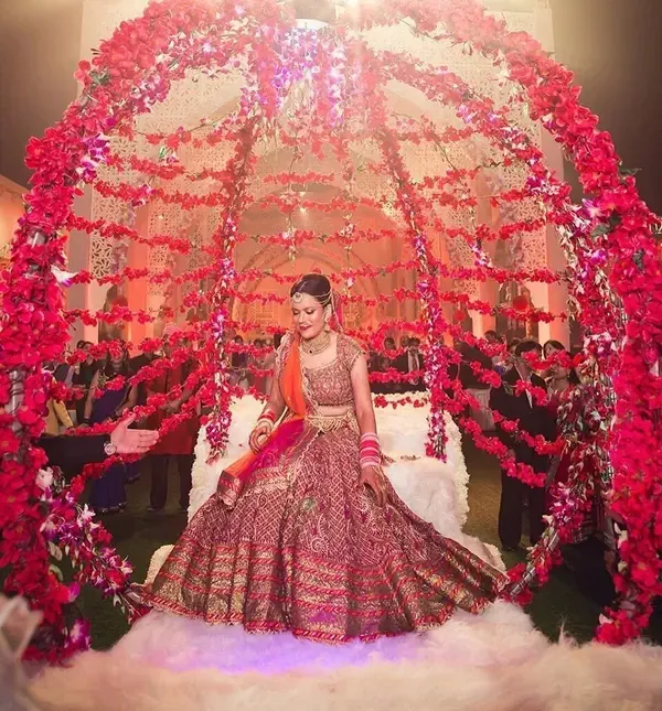 Between the Village and the City: Jat Families and Matrimonial Life in Sonipat