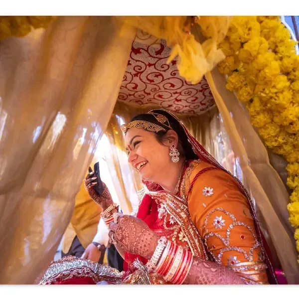 The Dignity of a 96 Kuli Pune Wedding