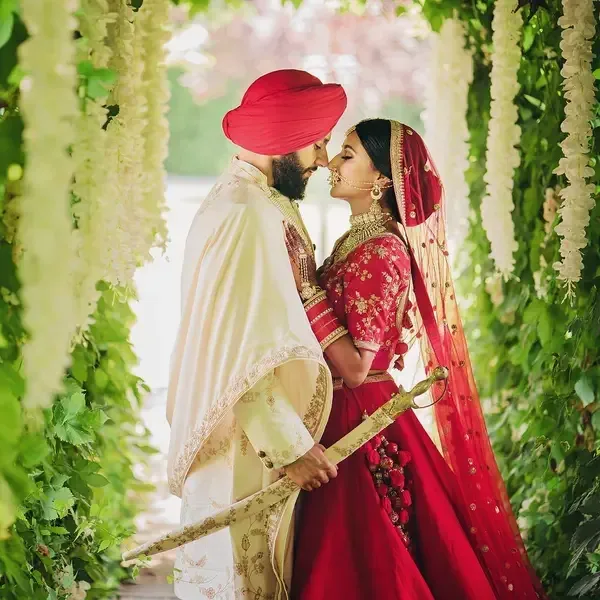 Between the Skyline and the Temple: Shwetambar Jain Matrimony in Mumbai